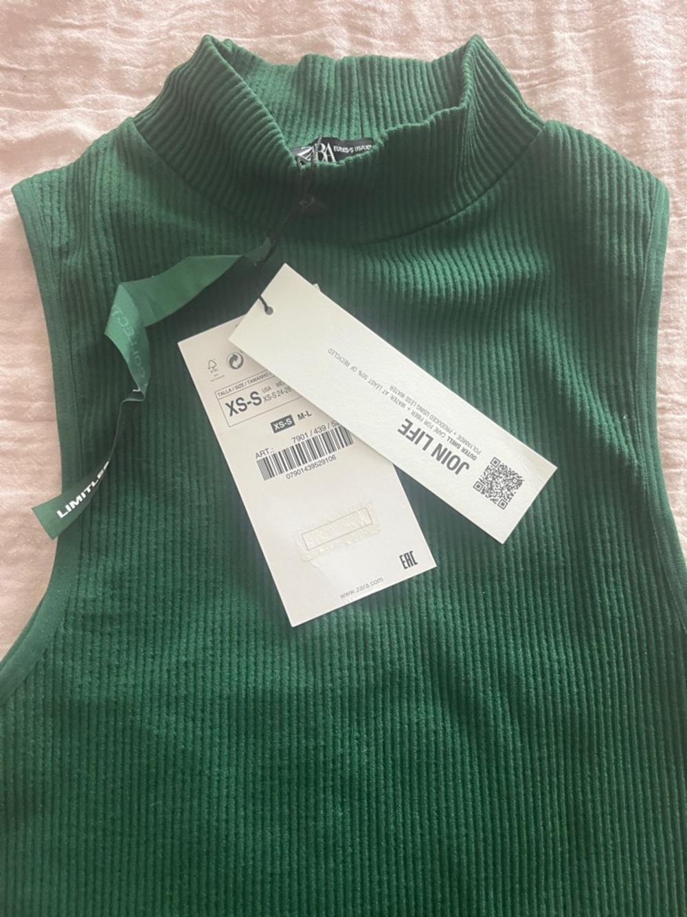 Zara Green Ribbed Mock-Neck Tank - Picture 5 of 6